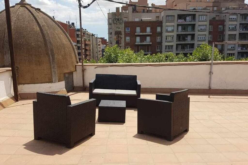New Top Floor Apt With A Lot Of Light & Aircon Gerona Exterior foto