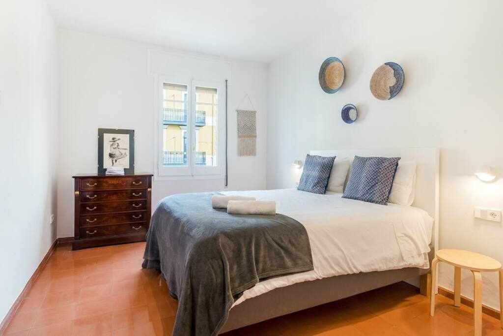 New Top Floor Apt With A Lot Of Light & Aircon Gerona Exterior foto